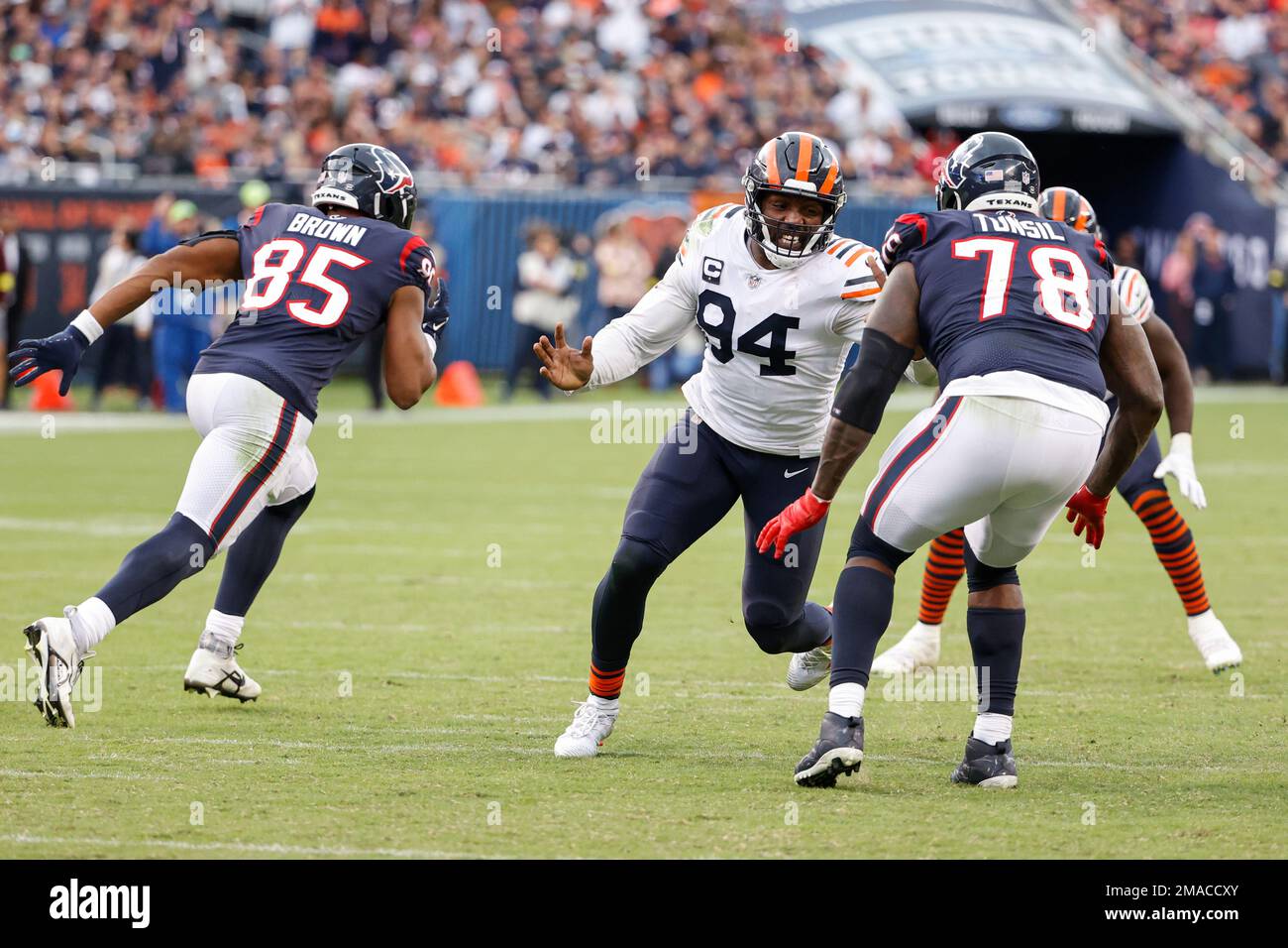 Chicago Bears linebacker Robert Quinn (94) defends against Houston Texans  offensive tackle Laremy Tunsil (78) during