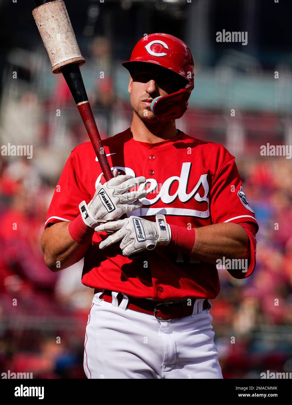 Cincinnati Reds' Spencer Steer (12) celebrates with Cincinnati