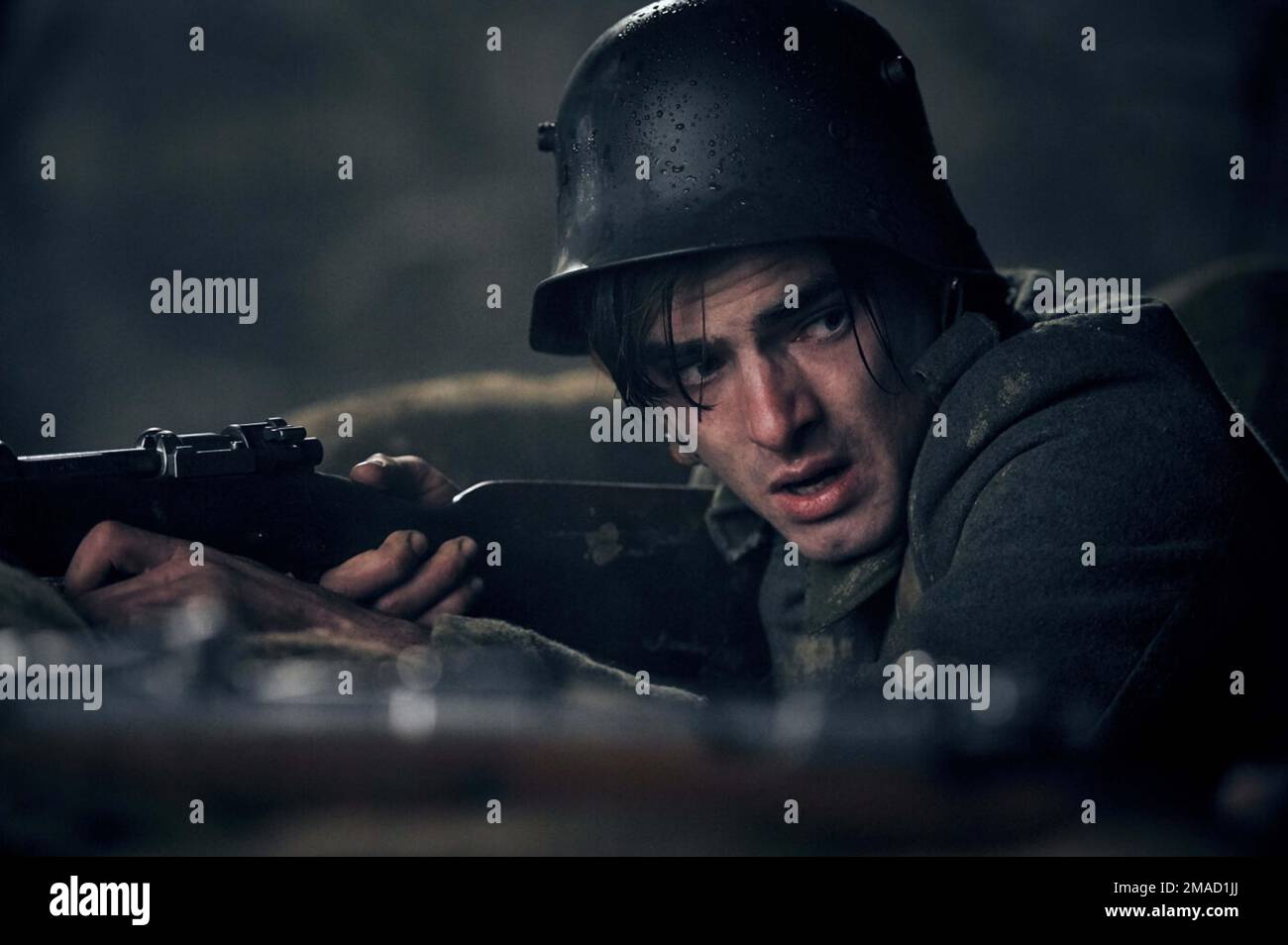 ALL QUIET ON THE WESTERN FRONT (2022) AARON HILMER  EDWARD BERGER (DIR)  NETFLIX/MOVIESTORE COLLECTION Stock Photo