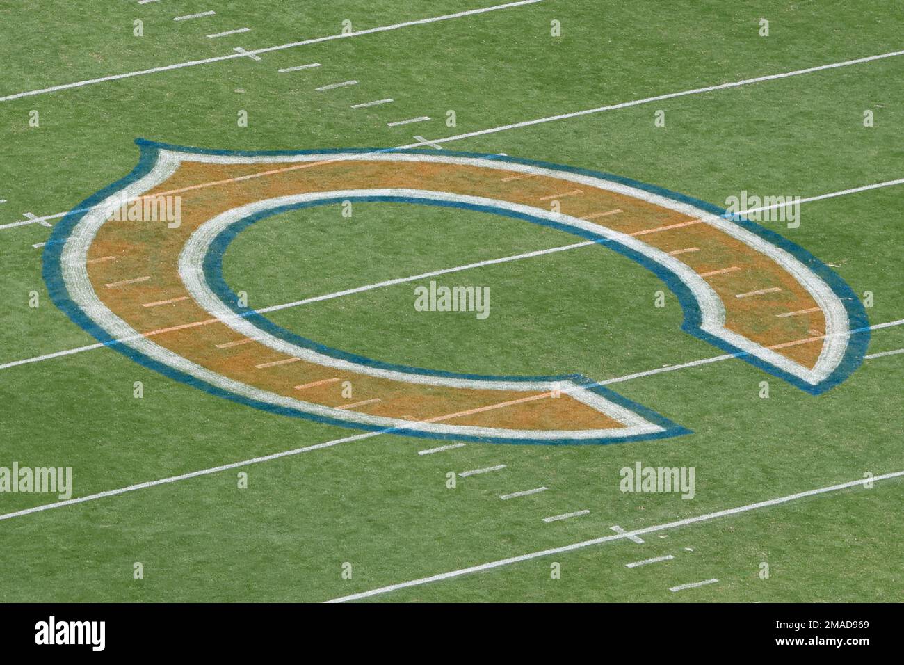 Chicago Bears logo is seen on the field before an NFL football game between  the Chicago Bears and Houston Texans, Sunday, Sept. 25, 2022, in Chicago.  (AP Photo/Kamil Krzaczynski Stock Photo - Alamy