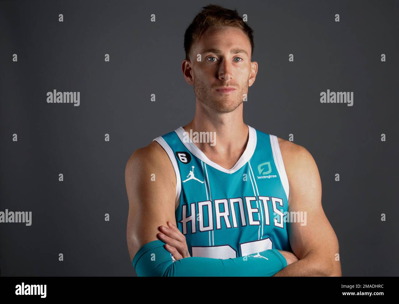 bouknight hornets jersey