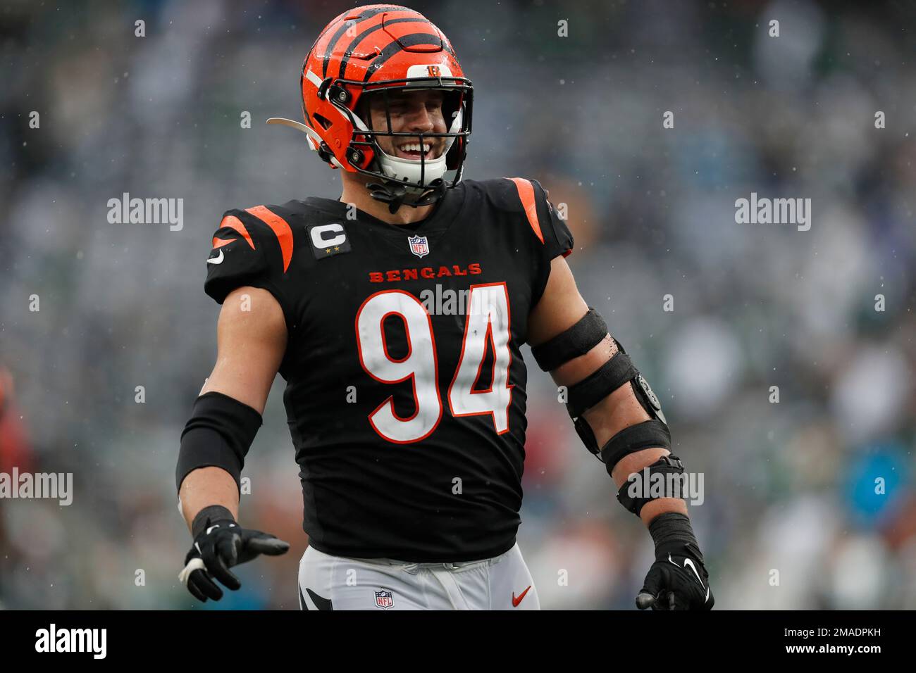 Cincinnati Bengals defensive end Sam Hubbard (94) celebrates after a play  during an NFL football game against the New York Jets, Sunday, Sept. 25,  2022, in East Rutherford, N.J. The Cincinnati Bengals