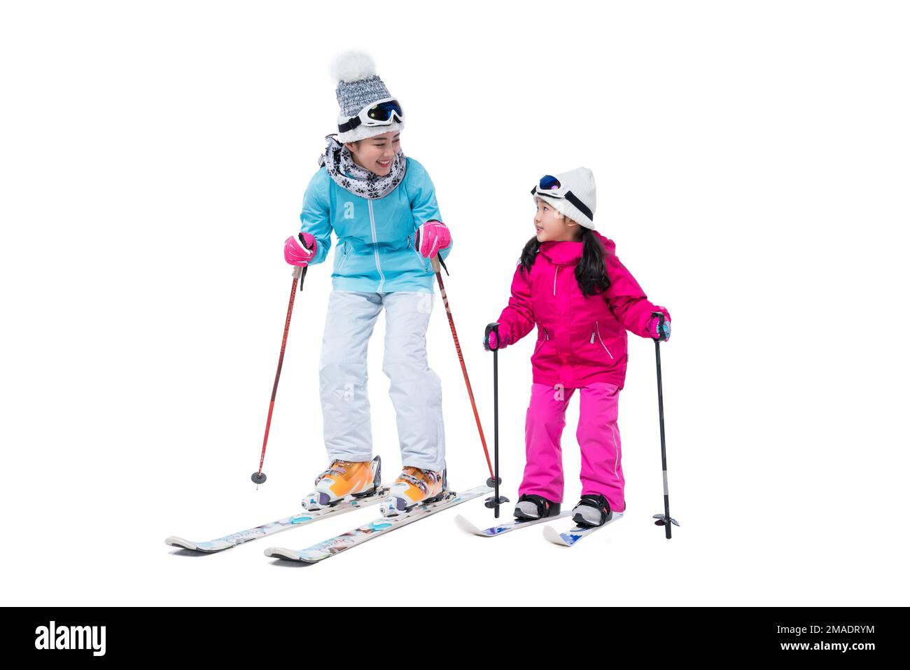 young-mothers-and-daughters-to-ski-stock-photo-alamy