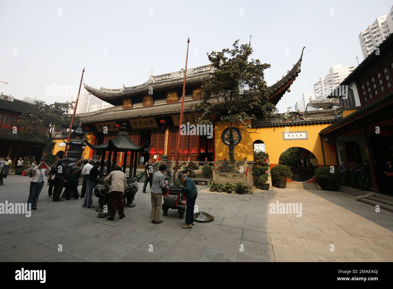 Shanghai, China, the Jade Buddha temple Shanghai inner courtyard. Stock Photo
