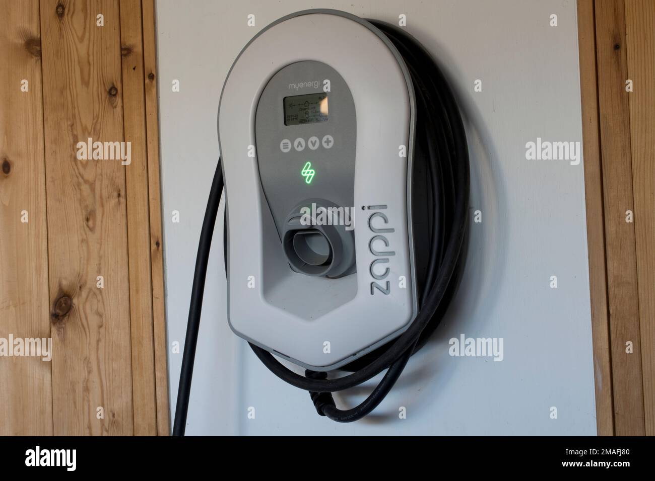 myenergi Zappi v2 smart ntelligent solar electric car charger UK Stock
