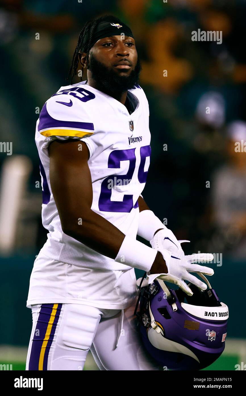 Minnesota Vikings cornerback Kris Boyd (29) prior to an NFL football game  against the Philadelphia Eagles, Monday, Sep. 19, 2022, in Philadelphia.  The Eagles defeated the Vikings 24-7. (AP Photo/Rich Schultz Stock Photo -  Alamy