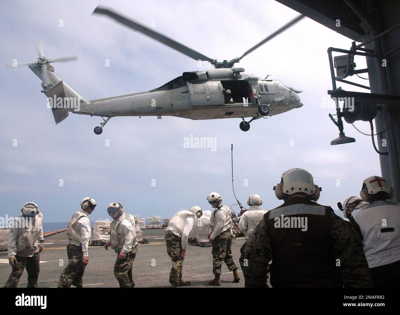 060719-N-5914D-001. Base: USS Boxer (LHD 4) Country: Pacific Ocean (POC) Stock Photo