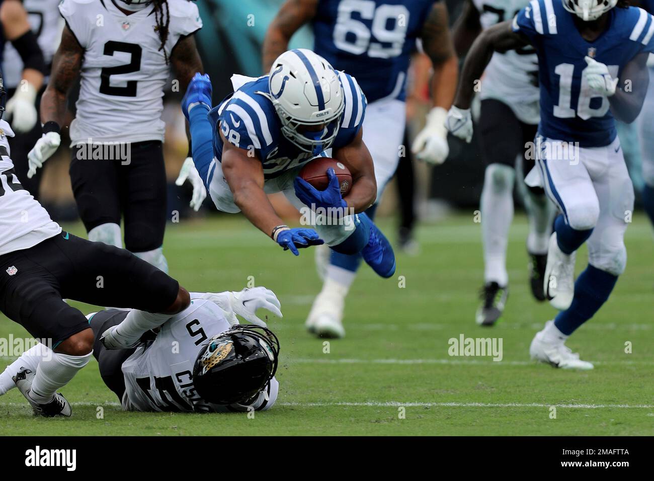 Indianapolis Colts running back Jonathan Taylor (28) warms up during a NFL  football game against the Jacksonville Jaguars, Sunday, September 18, 2022  in Jacksonville, Fla. (AP Photo/Alex Menendez Stock Photo - Alamy