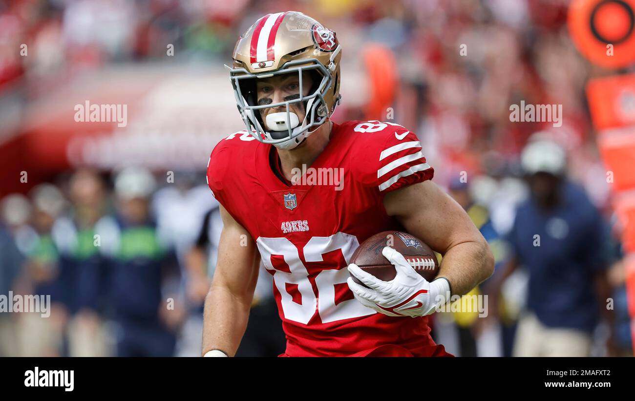 San Francisco 49ers tight end Ross Dwelley (82) runs during a play during  an NFL football game between the Detroit Lions and the San Francisco 49ers  in Detroit, Michigan USA, on Sunday