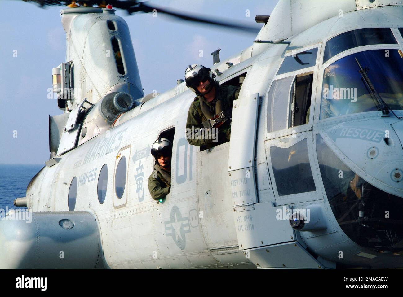 060924-N-4399G-037. Base: USS Harpers Ferry (LSD 49) Stock Photo