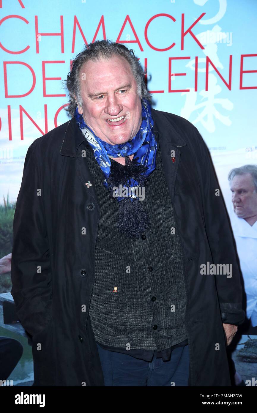 DEU, Deutschland, Berlin, 12.1.23, Cinema Paris, Filmpremiere Der Geschmack der kleinen Dinge (OT: Umami) , Gérard Depardieu Stock Photo