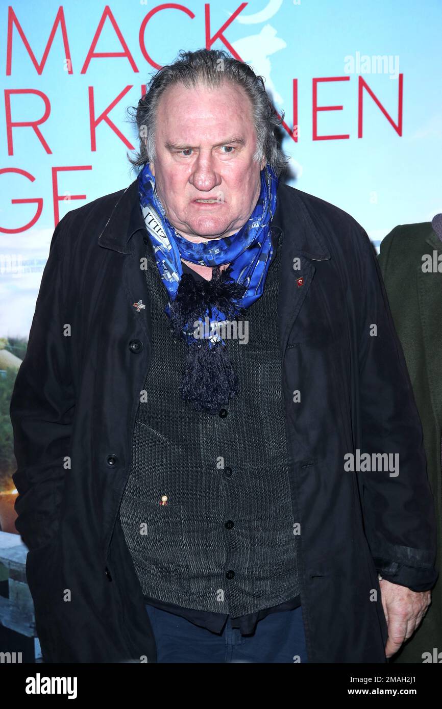 DEU, Deutschland, Berlin, 12.1.23, Cinema Paris, Filmpremiere Der Geschmack der kleinen Dinge (OT: Umami) , Gérard Depardieu Stock Photo