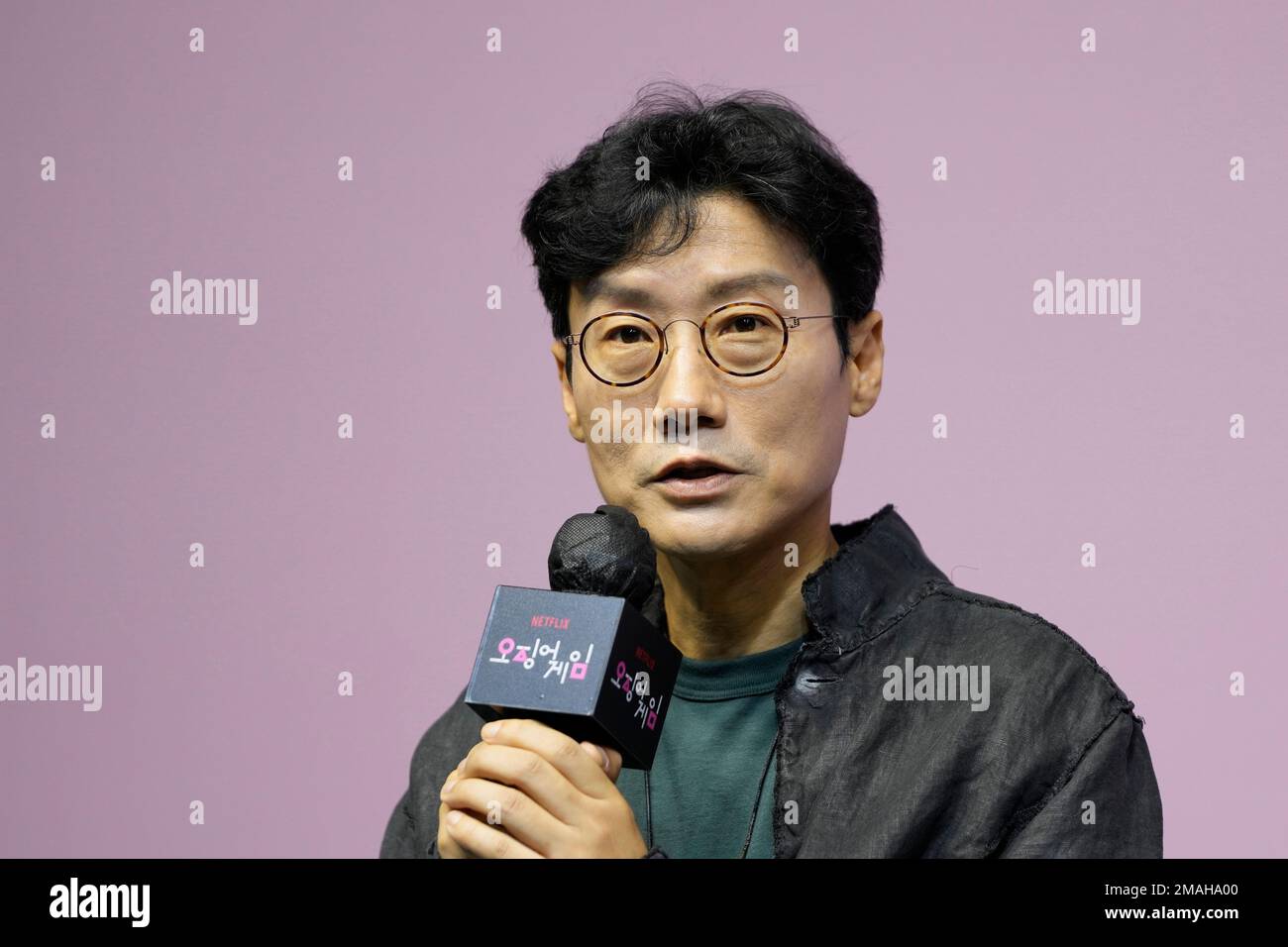 A model wears a creation for the Louis Vuitton Pre-Fall 2023 show in Seoul,  South Korea, Saturday, April 29, 2023. (AP Photo/Lee Jin-man Stock Photo -  Alamy