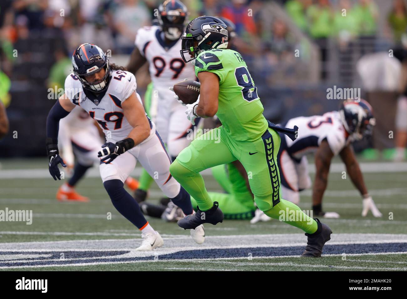 Denver Broncos linebacker Alex Singleton (49) against the New York Jets of  an NFL football game Sunday, Oct 23, 2022, in Denver. (AP Photo/Bart Young  Stock Photo - Alamy