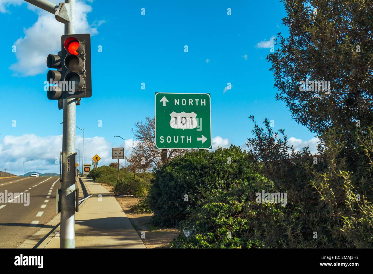 101 North and South freeway entrance sign in California Stock Photo