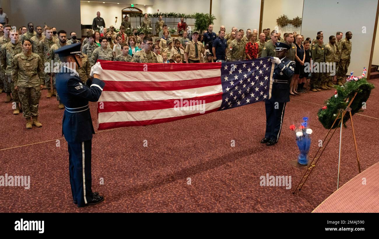 military funeral flag folding instructions