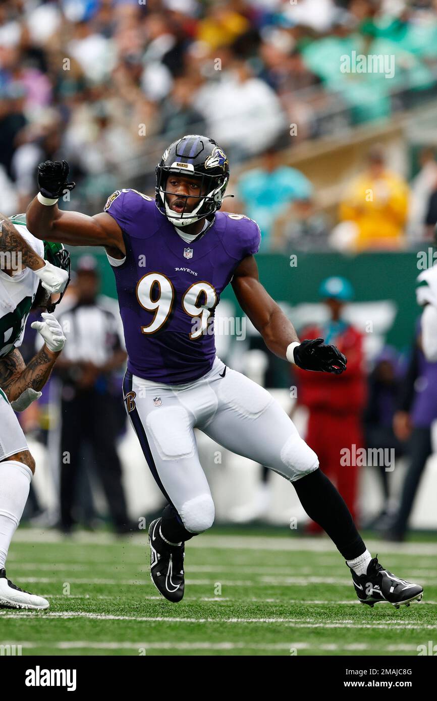 Baltimore Ravens linebacker Odafe Oweh (99) in action during the