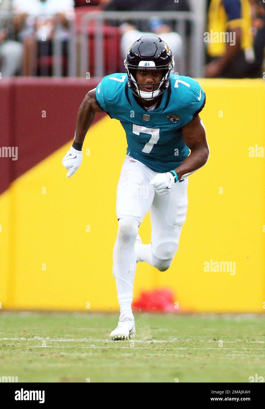 Jacksonville Jaguars wide receiver Zay Jones (7) runs during an NFL football game against the Washington Commanders, Sunday, Sept