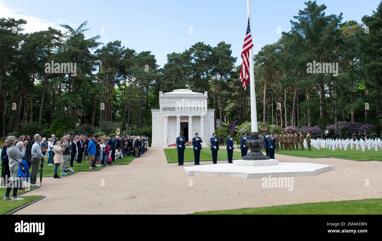 U.S. Air Force 422nd Security Forces Squadron Defenders prepare to perform a 21-gun salute during a Memorial Day ceremony at the Brookwood American Military Cemetery, England, May 29, 2022. Memorial Day provides us a solemn opportunity to remember our fallen brothers and sisters in arms, reflect upon their courageous sacrifice, and show gratitude for the freedom they gave their lives to defend. It also affords us the opportunity to pay homage to those families who lost their loved ones in service to the Nation-and continue to feel the full weight of that sacrifice today. Stock Photo