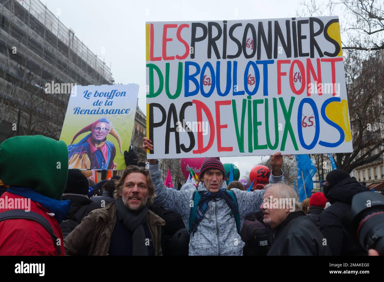 Environ 400000 Personnes à Paris Selon Les Syndicats Sont Venus Dire Non à Lallongement De La 