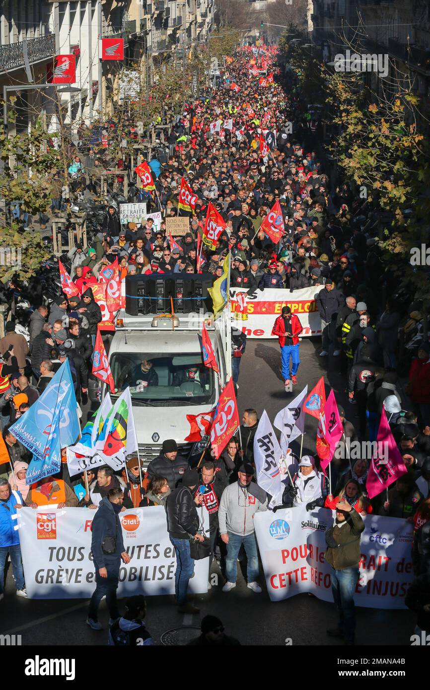 Marseille france 19th jan 2023 view of the crowd of demonstrators