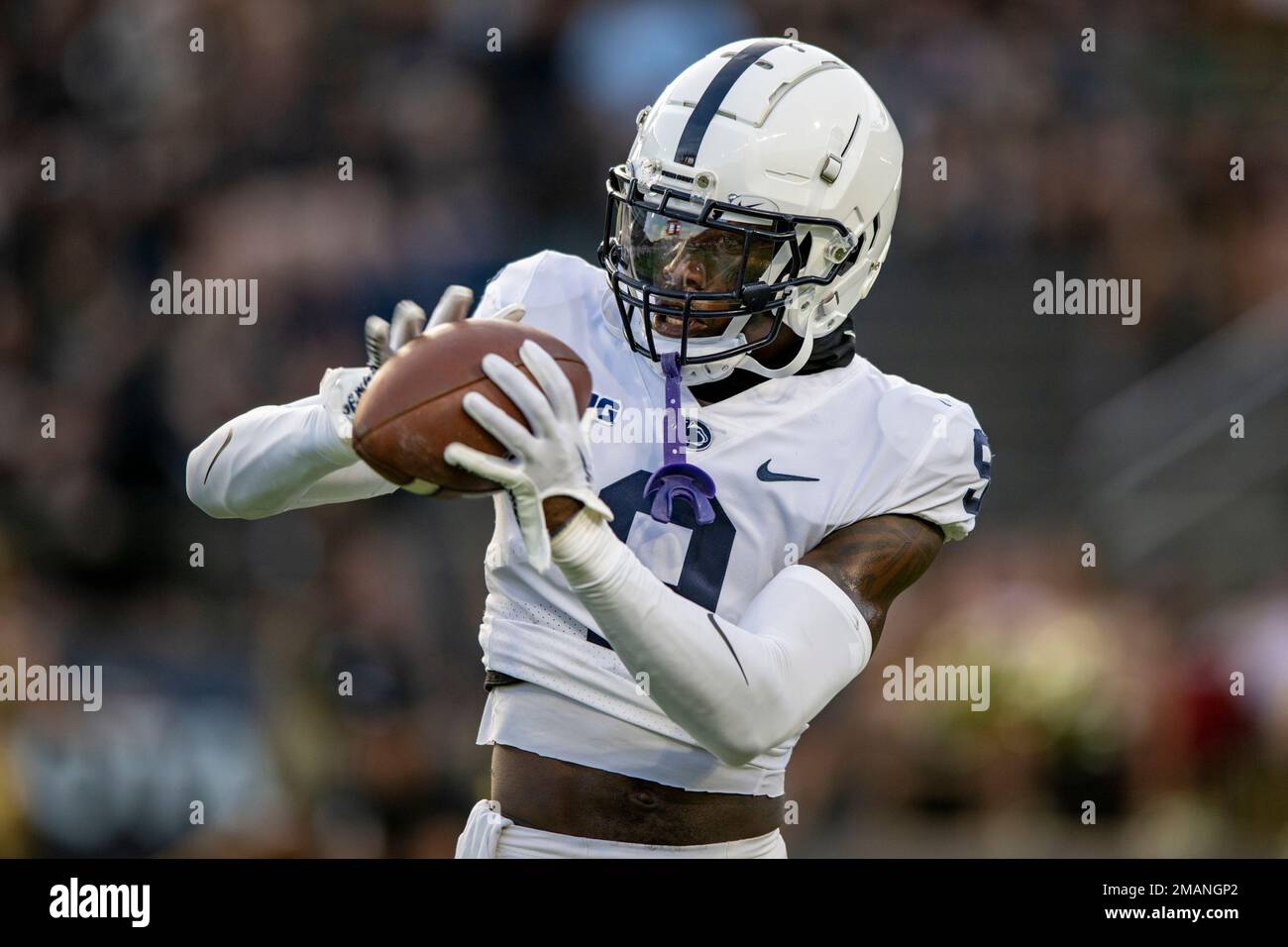 Penn State cornerback Joey Porter Jr. (9) during an NCAA football game