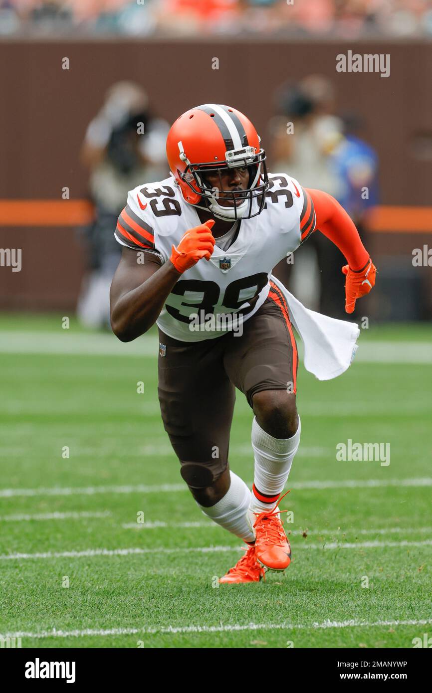 Cleveland Browns safety Richard LeCounte III (39) after an NFL football  game against the Minnesota Vikings, Sunday, Oct. 3, 2021 in Minneapolis.  Cleveland won 14-7. (AP Photo/Stacy Bengs Stock Photo - Alamy