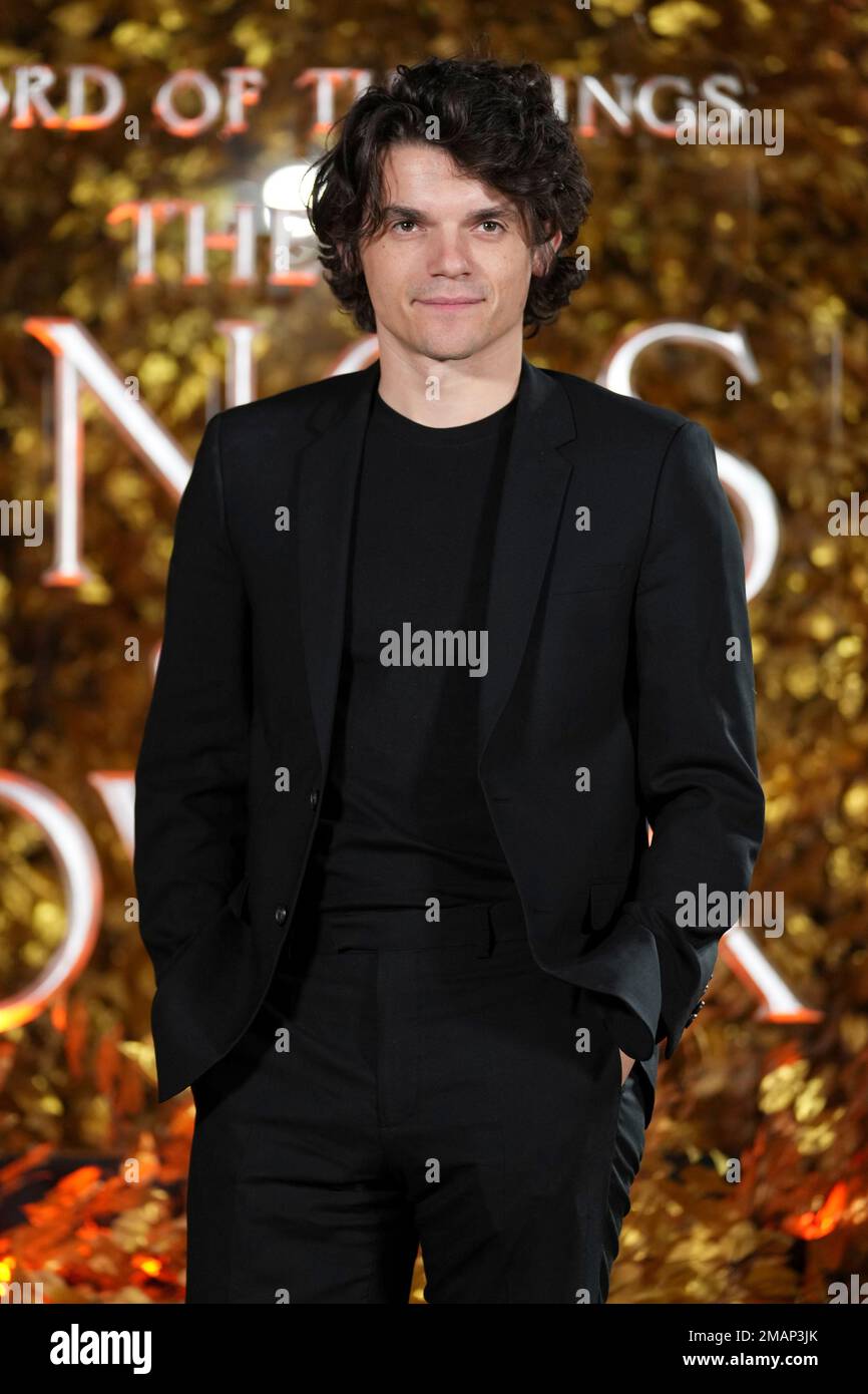 Edward Bluemel poses for photographers upon arrival at the afterparty(05)