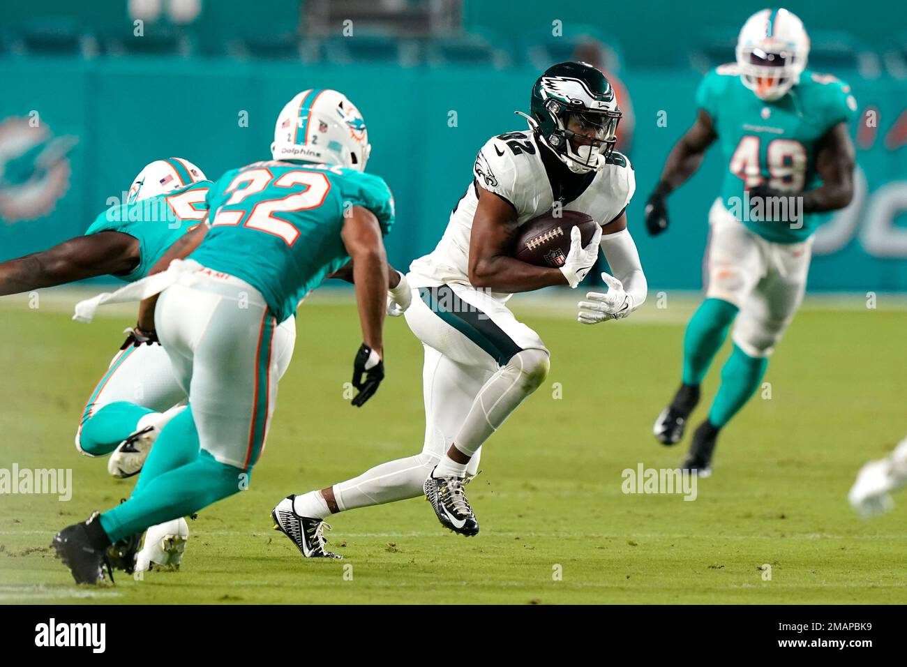 Philadelphia Eagles running back Jason Huntley (32) runs during the