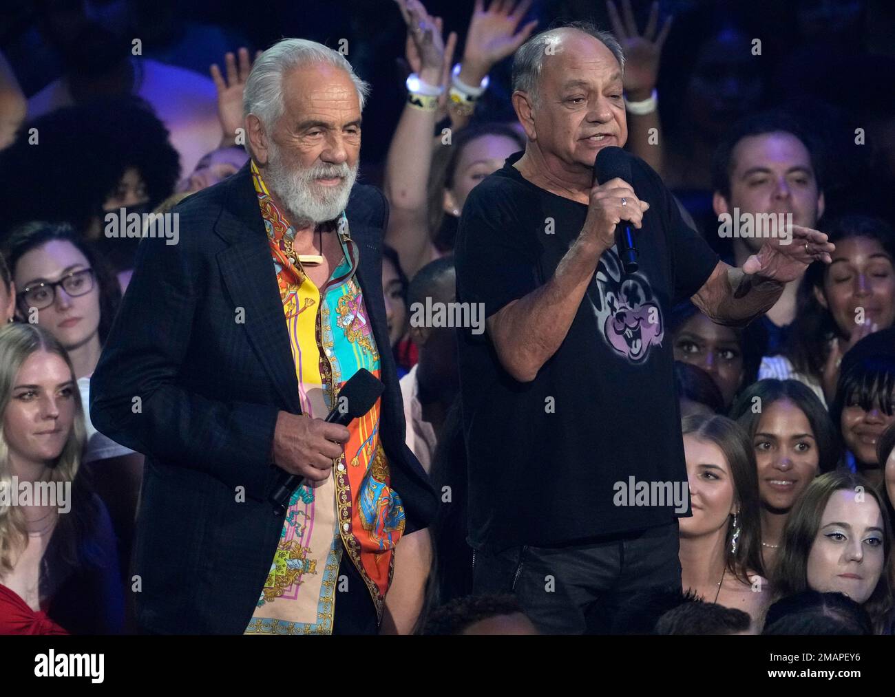 Tommy Chong, left, and Cheech Marin, of Cheech and Chong, present the ...