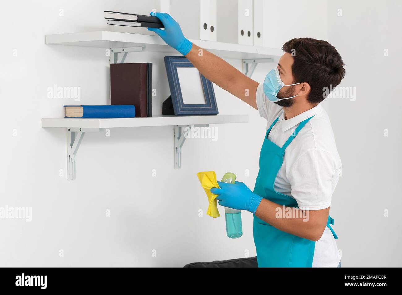 Janitor Mask Male janitor in mask hi-res stock photography and images - Alamy