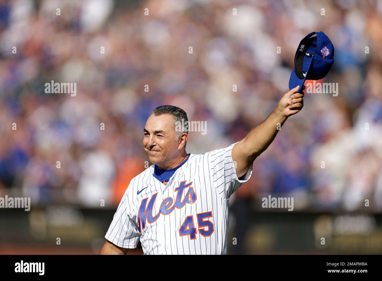 Former New York Mets' John Franco reacts as he is introduced