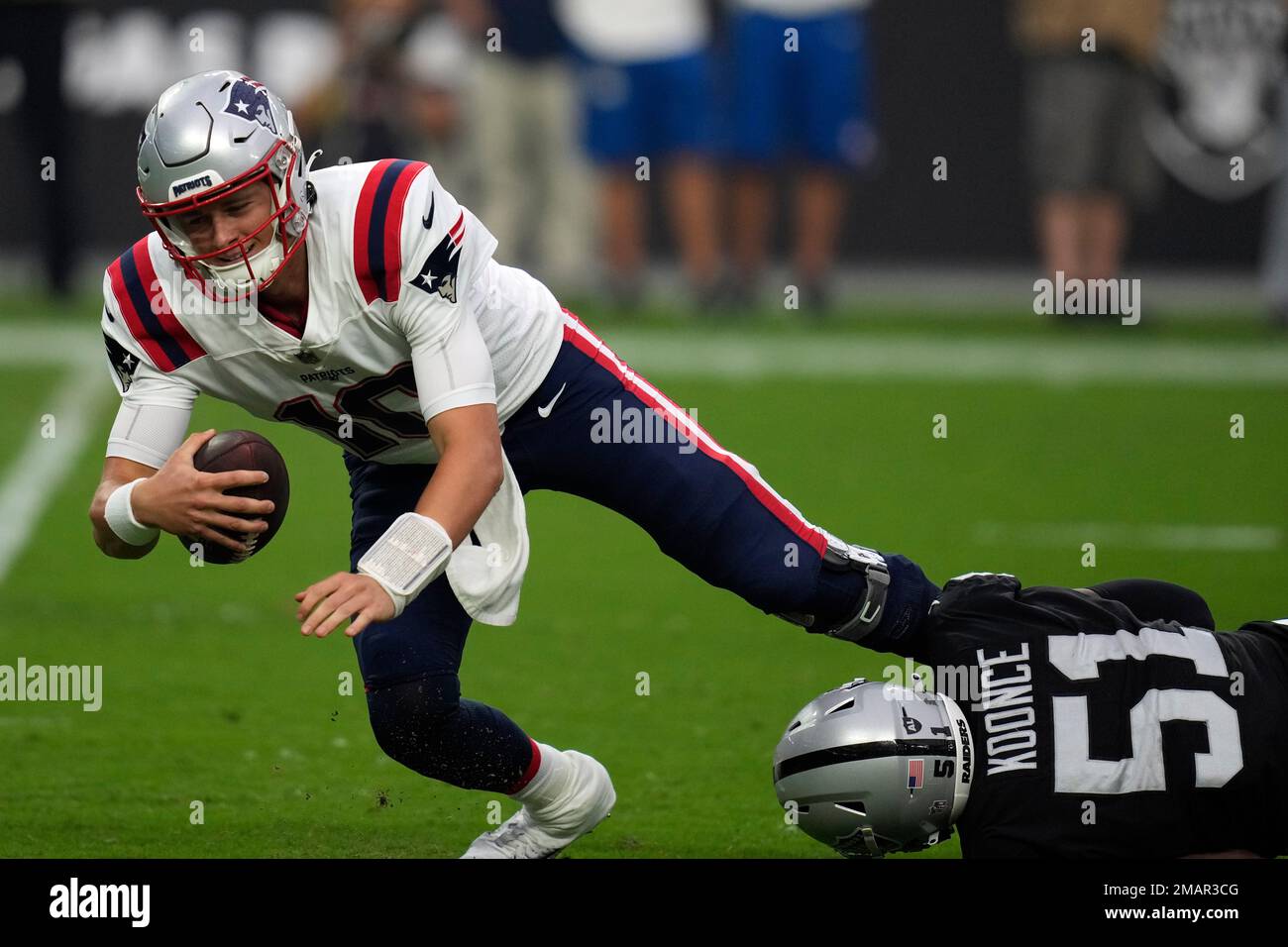 Las Vegas Raiders defensive end Malcolm Koonce (51) plays against the New  England Patriots during an NFL preseason football game, Friday, Aug. 26,  2022, in Las Vegas. (AP Photo/John Locher Stock Photo - Alamy