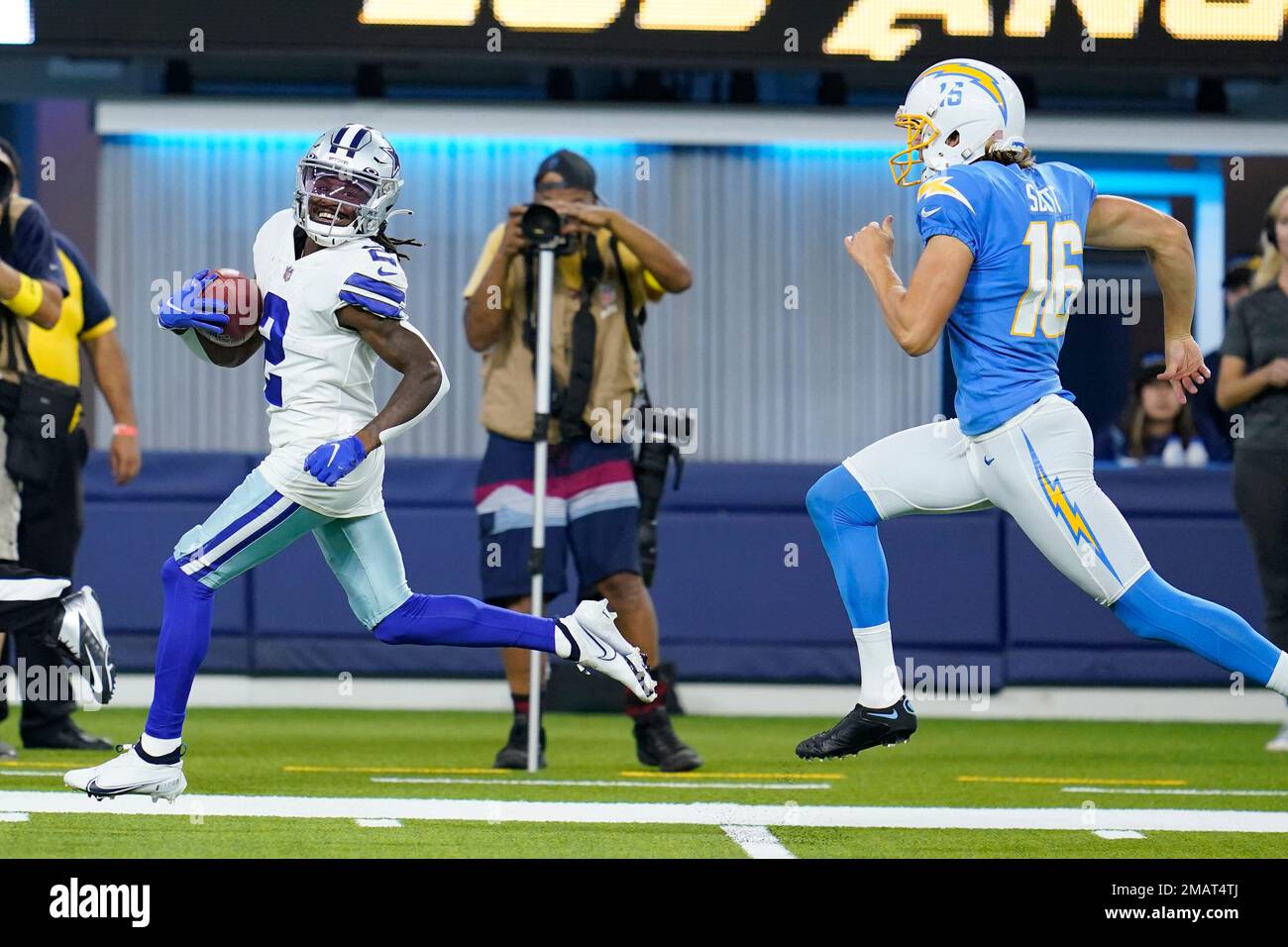 Los Angeles Chargers safety JT Woods (22) runs during an NFL preseason  football game against the Dallas Cowboys Saturday, Aug. 20, 2022, in  Inglewood, Calif. (AP Photo/Kyusung Gong Stock Photo - Alamy