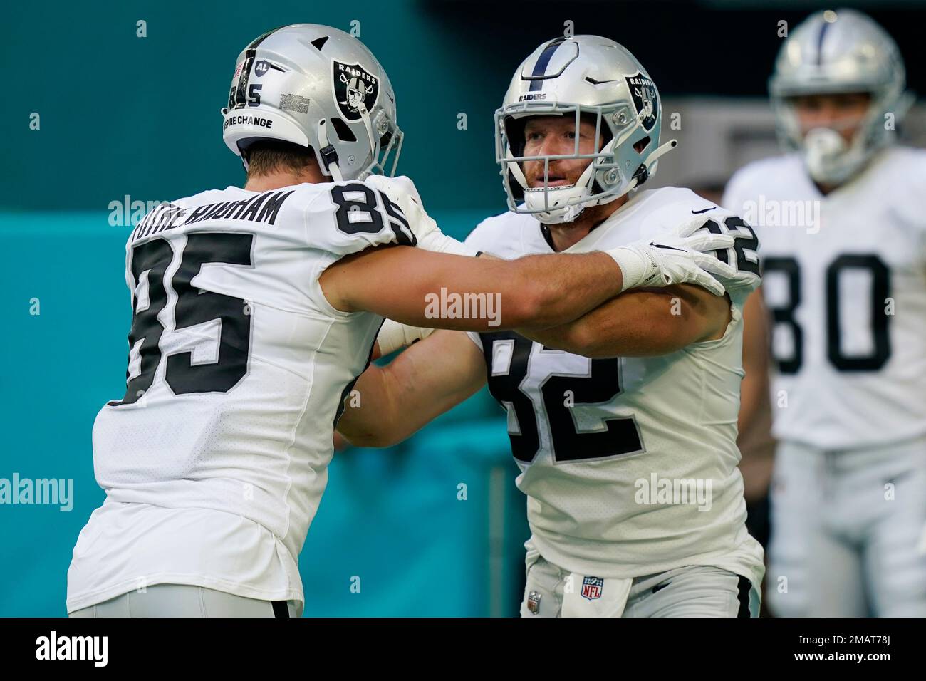 Las Vegas Raiders tight end Jason Witten leaves the field after an NFL  football game against the New England Patriots, Sunday, Sept. 27, 2020, in  Foxborough, Mass. (AP Photo/Steven Senne Stock Photo 