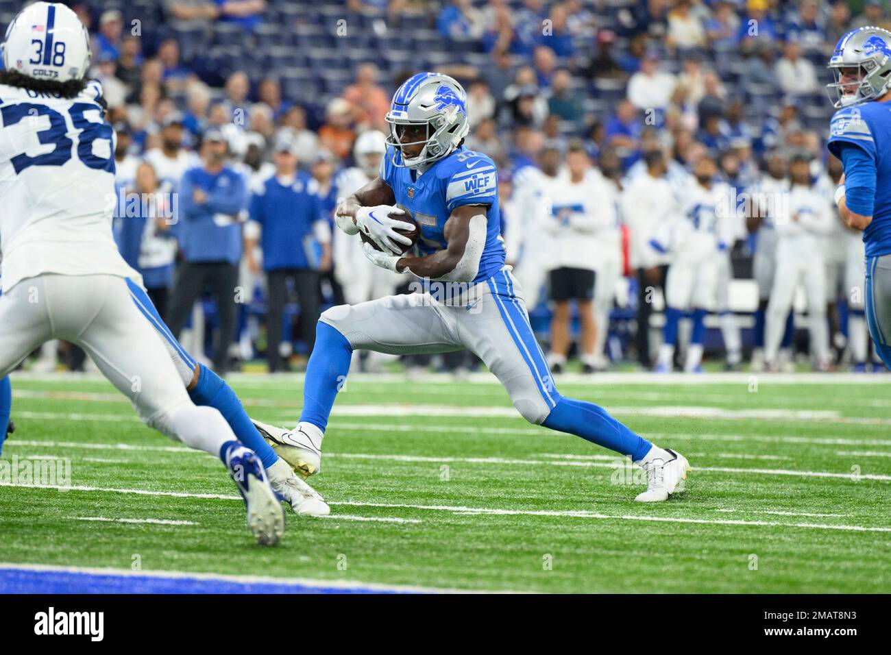 Photo: Detroit Lions Godwin Igwebuike Rushes for Touchdown - PIT2021111417  