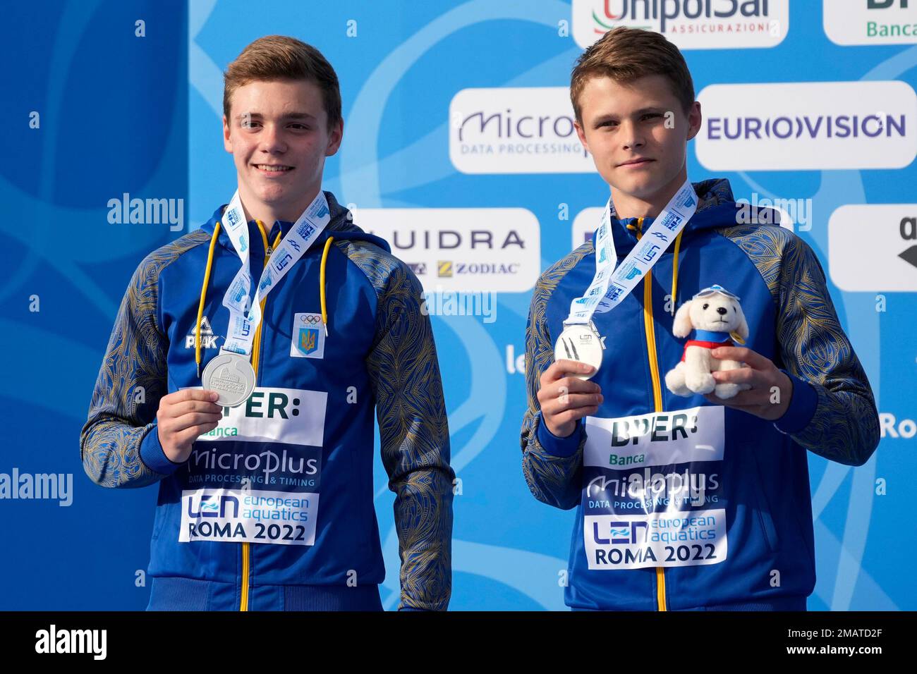 Porno yulduzlarda sik bor