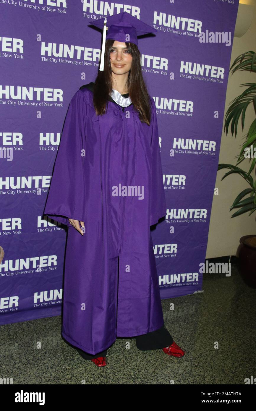New York, NY, USA. 19th Jan, 2023. Emily Ratajkowski Delivers Hunter