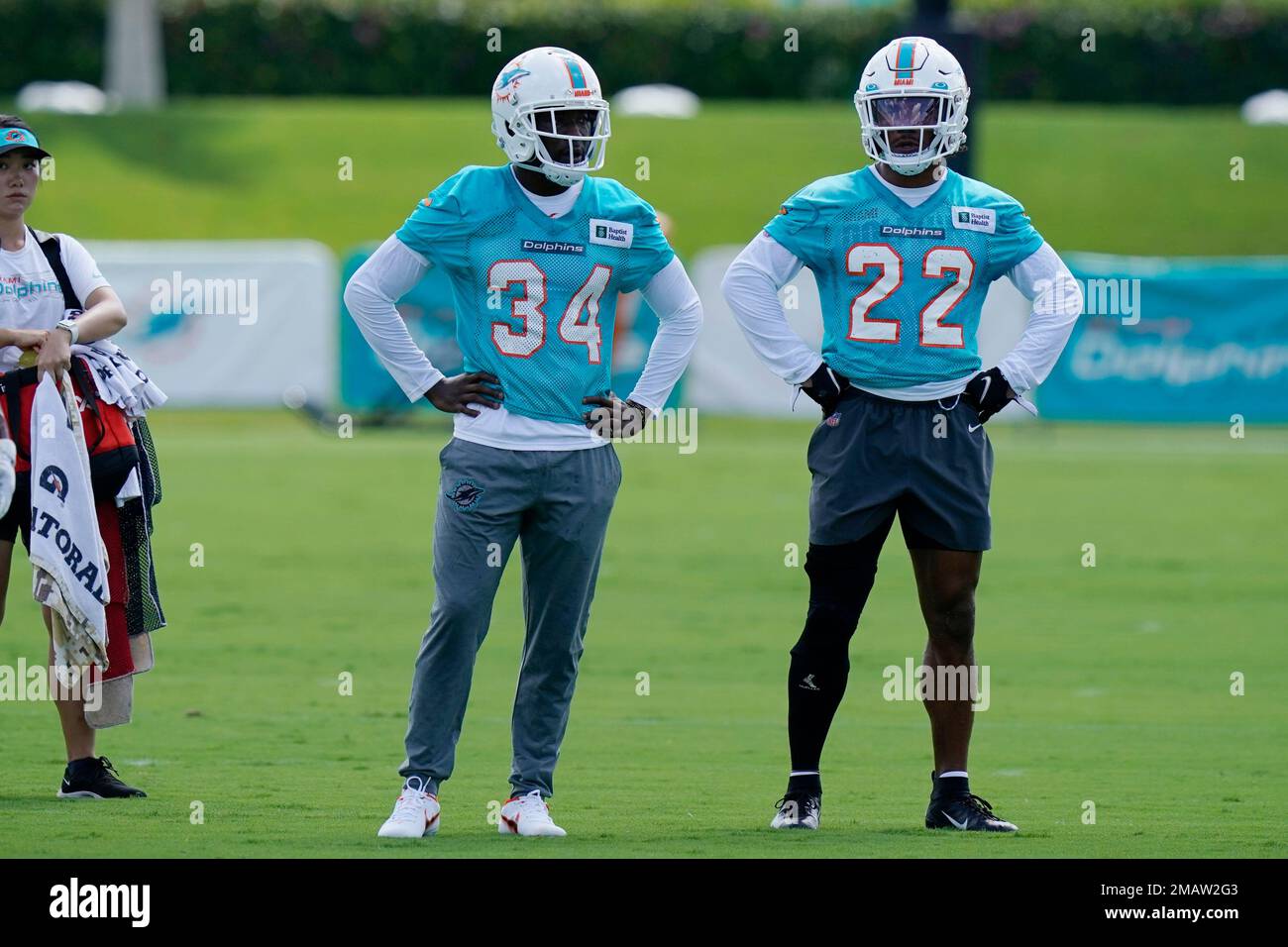 Miami Dolphins cornerback Mackensie Alexander (34) and defensive back