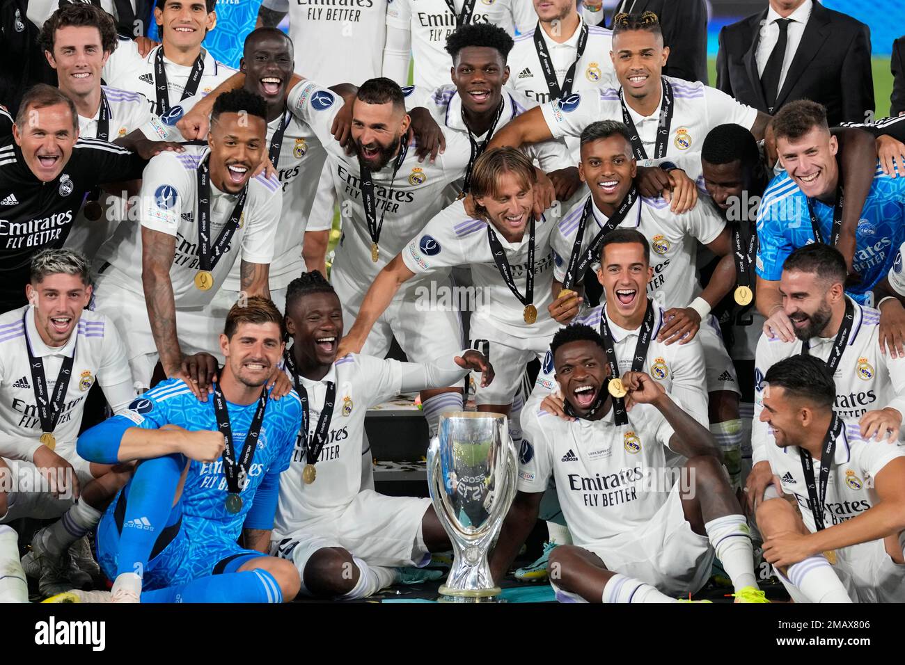 Real Madrid players celebrate with the trophy after winning the UEFA ...