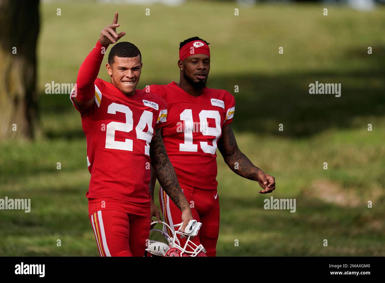 Kansas City Chiefs wide receivers Skyy Moore (24) and Corey Coleman (19)  arrive at NFL football training camp Sunday, Aug. 7, 2022, in St. Joseph,  Mo. (AP Photo/Charlie Riedel Stock Photo - Alamy