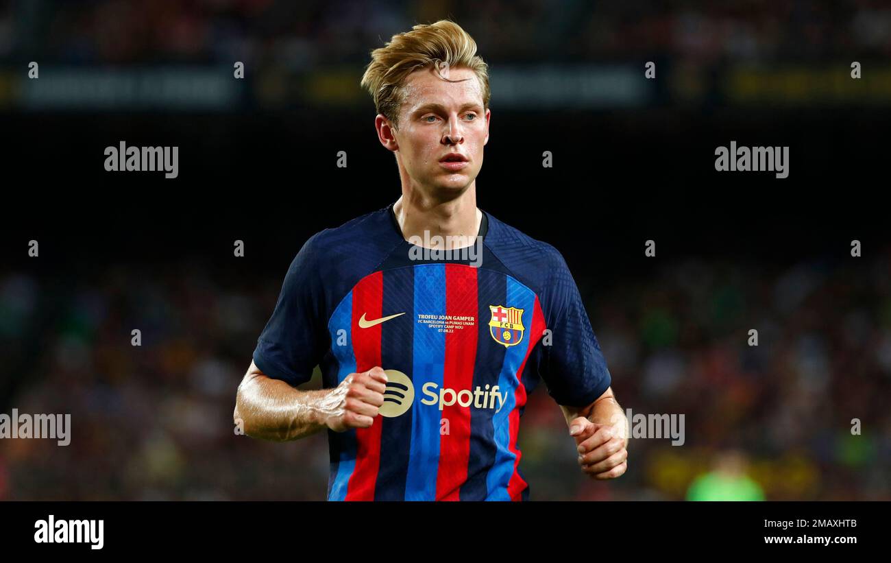 Barcelonas Frenkie De Jong in action during the Joan Gamper trophy soccer match between FC Barcelona and Pumas Unam at the Camp Nou Stadium in Barcelona, Spain, Sunday, Aug