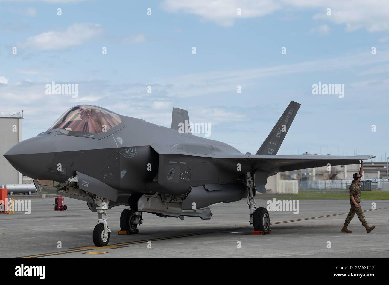 354th aew hi-res stock photography and images - Alamy