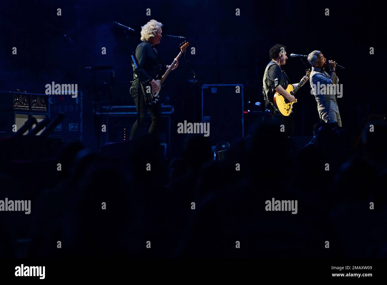 Arnel Pineda of Journey performs during a concert Saturday Aug. 6, 2022, at  the Pro Football Hall of Fame in Canton, Ohio. (AP Photo/David Dermer Stock  Photo - Alamy