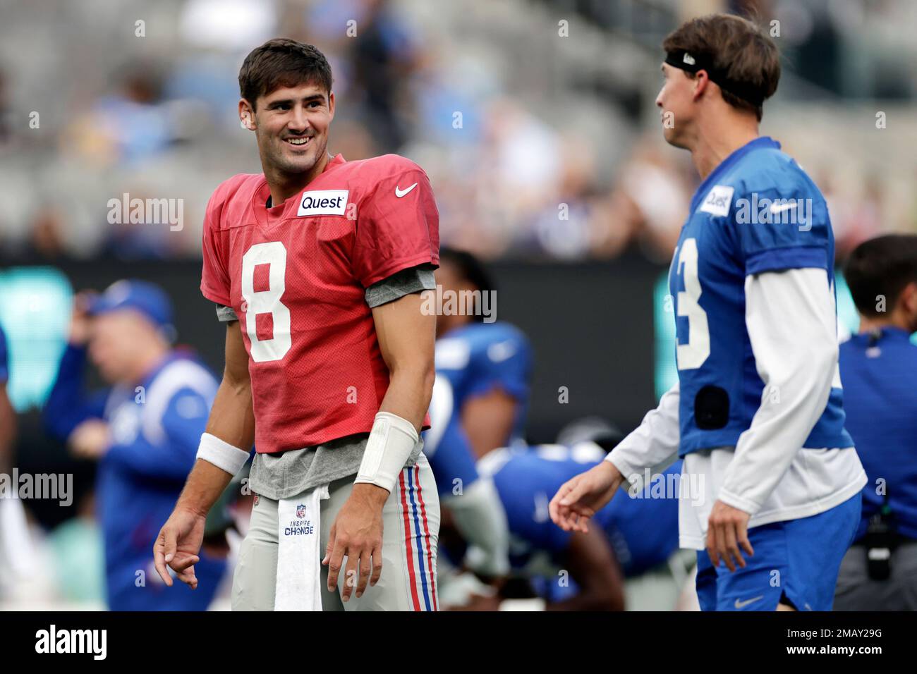 New York Giants quarterback Daniel Jones (8) talks with wide receiver