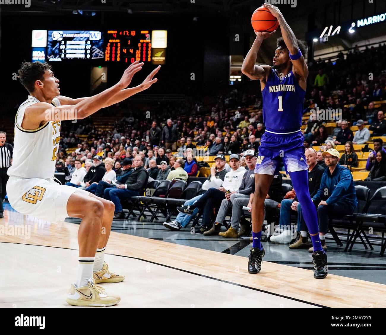 The Play. 19th Jan, 2023. Washington Huskies forward Keion Brooks (1 ...