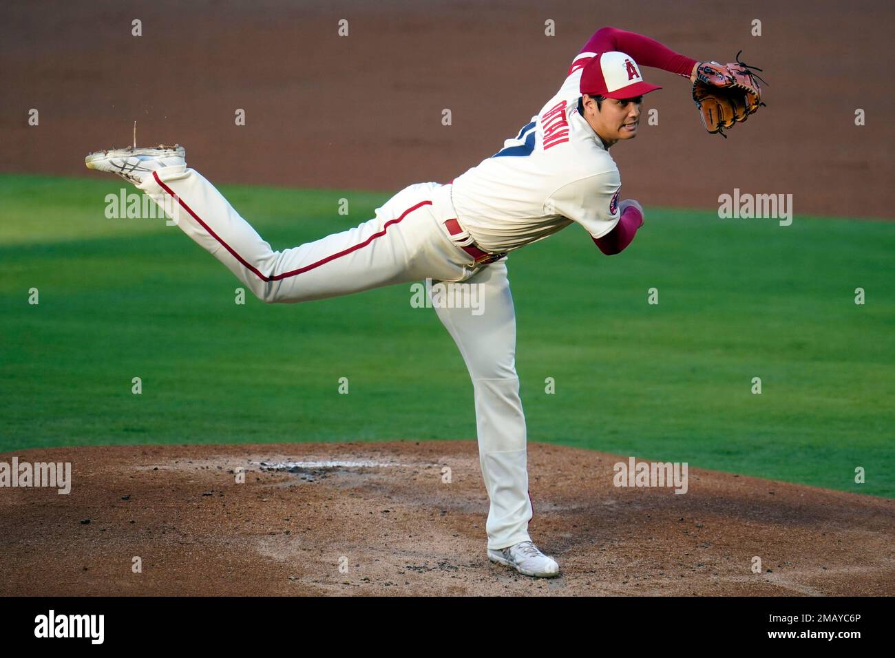 鬼 Samurai Baseball batter inspired by Los Angeles Angels player Shohei  Ohtani