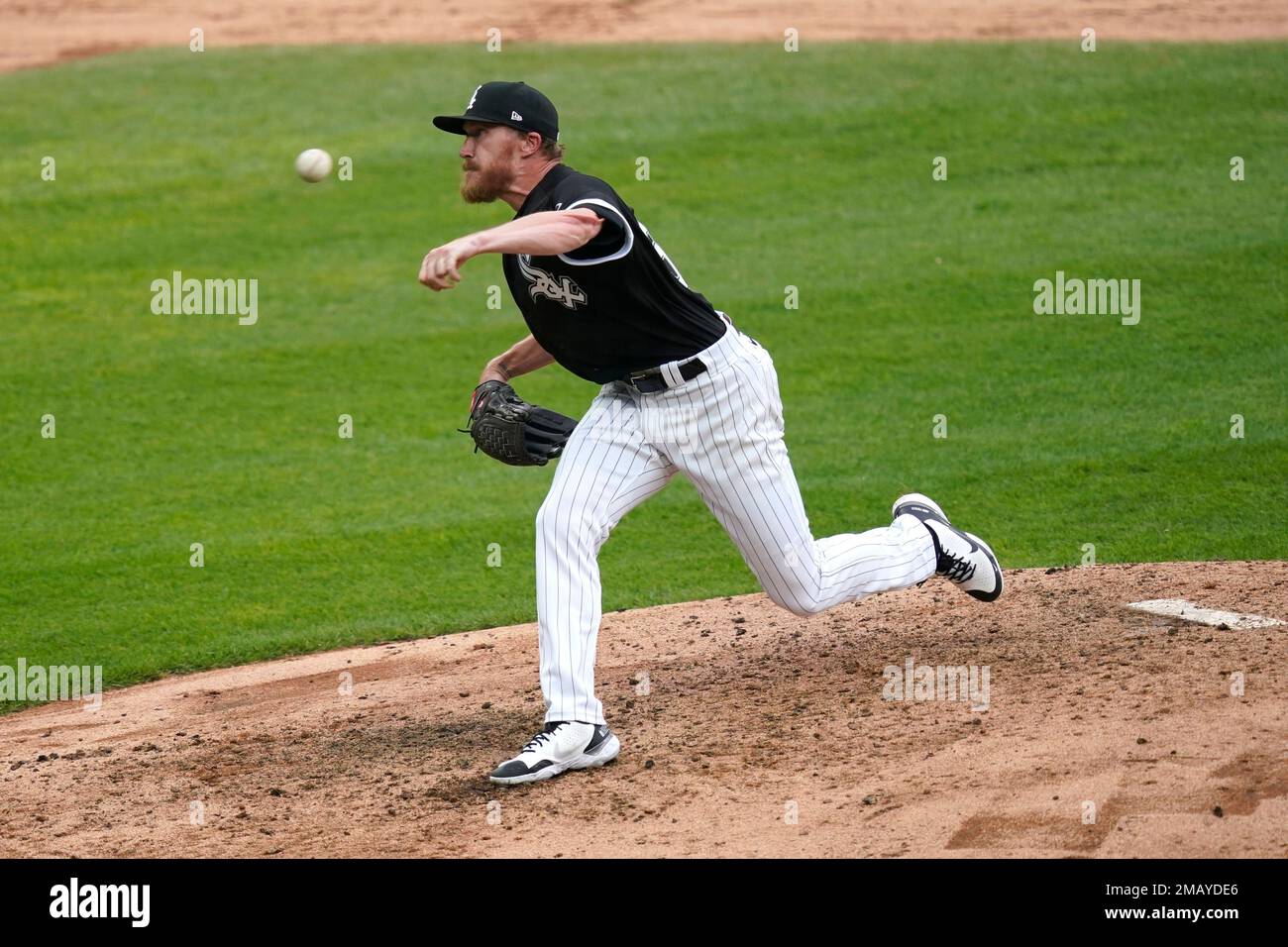 Chicago White Sox relief pitcher Jake Diekman delivers during the seventh  inning of a baseball game against the Kansas City Royals Wednesday, Aug. 3,  2022, in Chicago. (AP Photo/Charles Rex Arbogast Stock