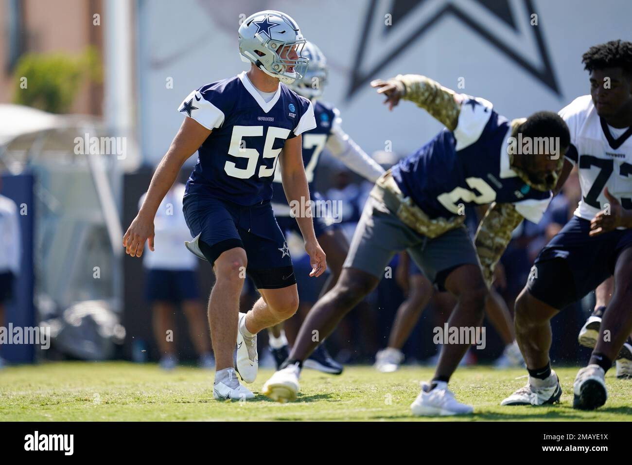 Dallas Cowboys outside linebacker Leighton Vander Esch (55) smiles during  an NFL football team practice Tuesday, June 8, 2021, in Frisco, Texas. (AP  Photo/LM Otero Stock Photo - Alamy