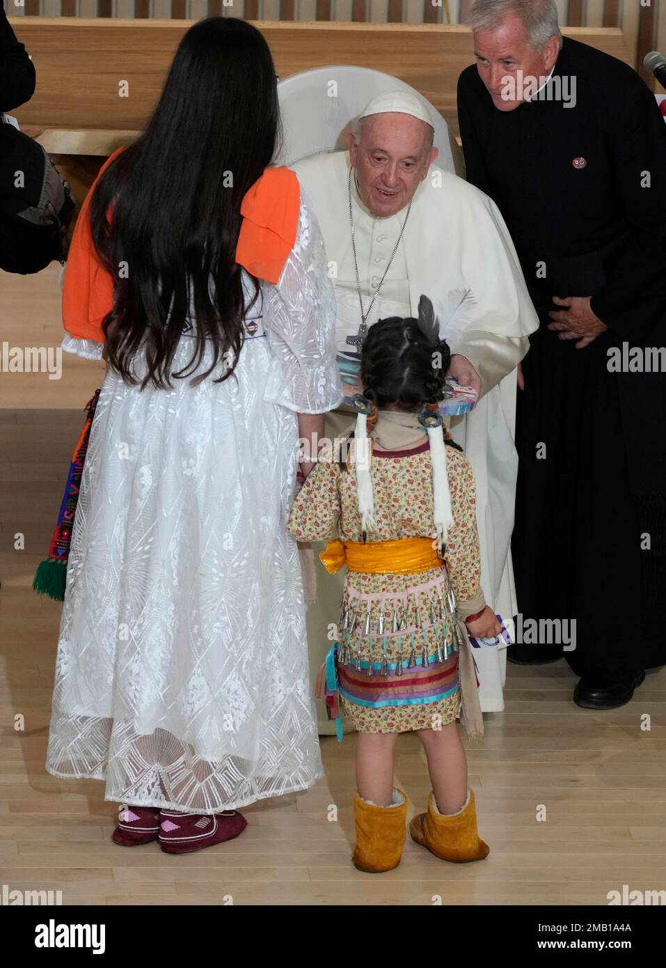 Pope Francis meets Indigenous people and members of the parish ...